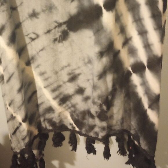 Tie dye Swimsuit cover with tassel hem - Picture 4 of 9